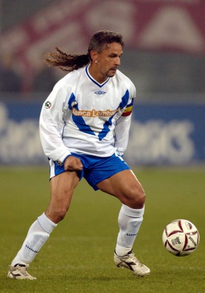 Roberto Baggio of Brescia in action during the Serie A match between Torino and Brescia, played at the Stadio Delle Alpi, Turin, Italy on November 2, 2002